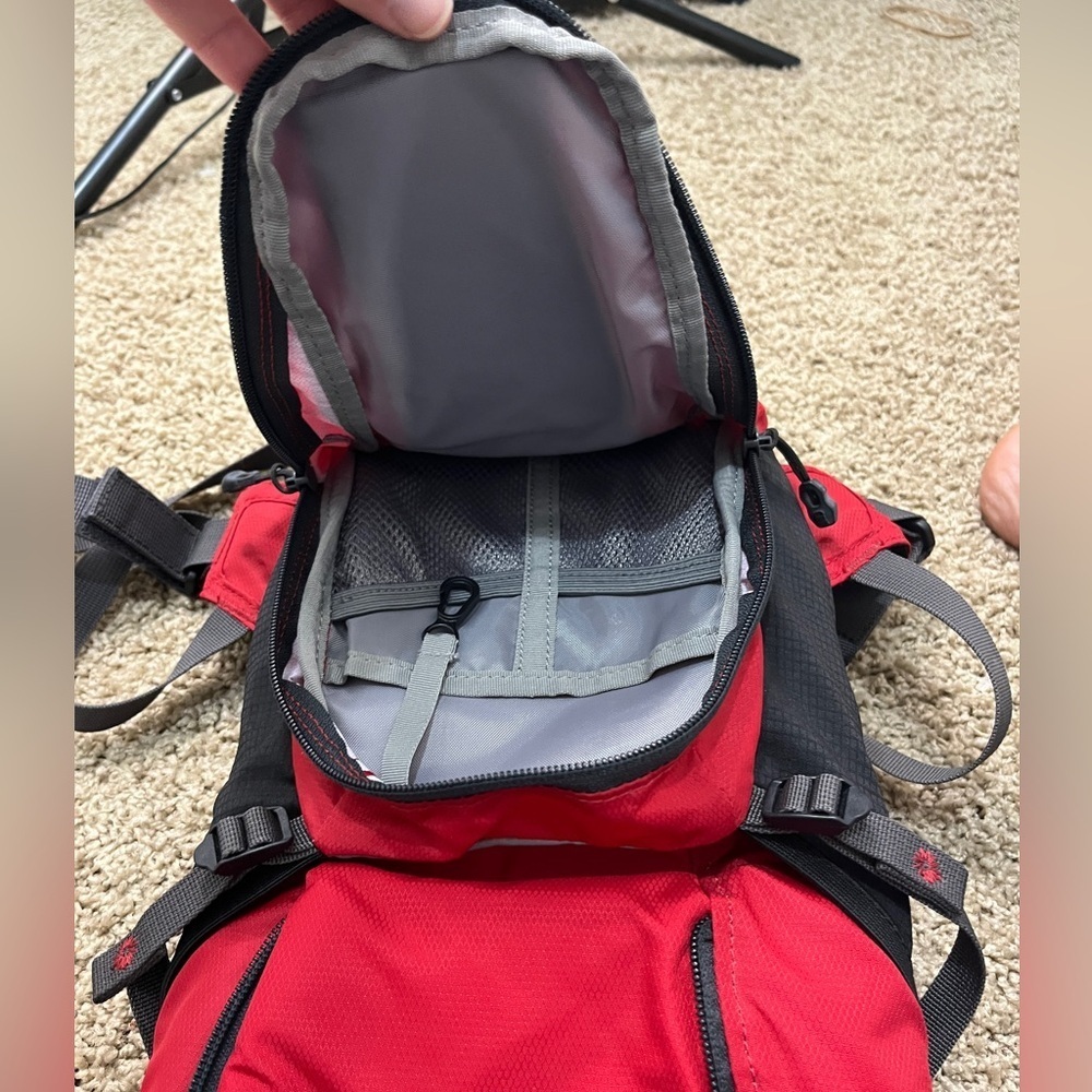Camelbak Lobo Hydration Backpack - Red - No Bladder - USED - Picture 5 of 9